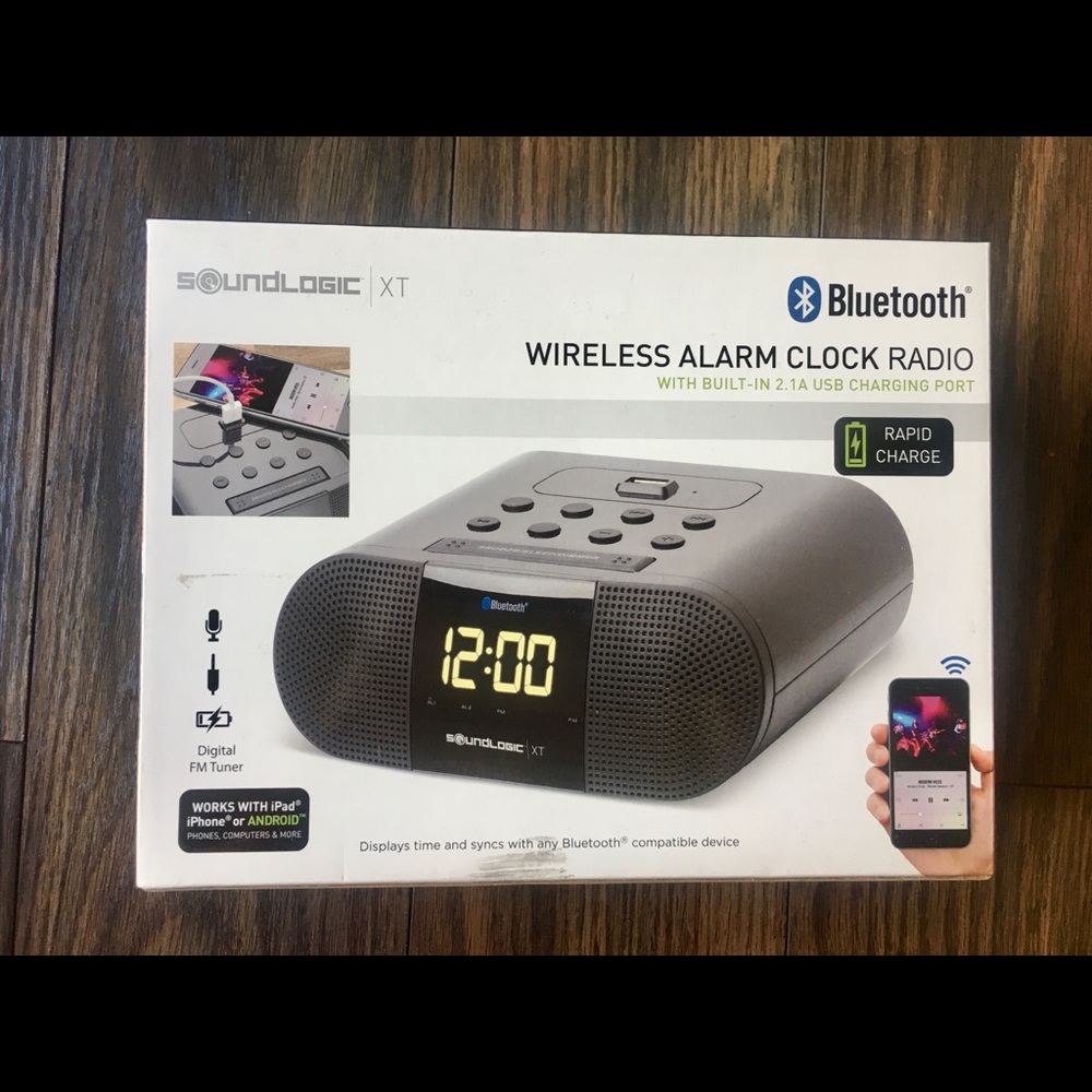 **Soundlogic** Wireless alarm clock radio